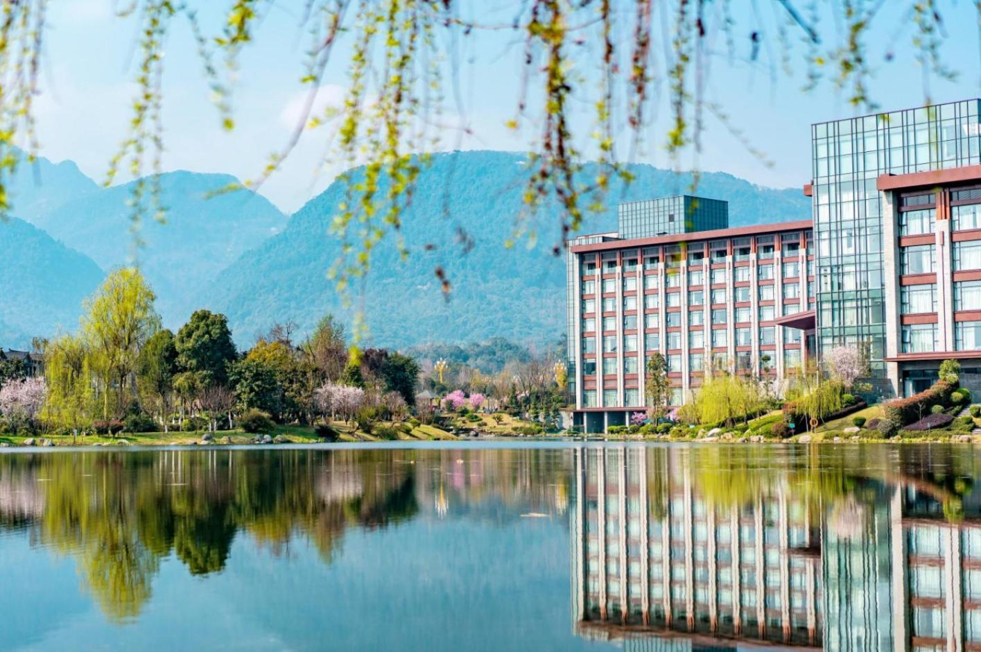 Le Méridien Emei Mountain Resort Emeishan Extérieur photo